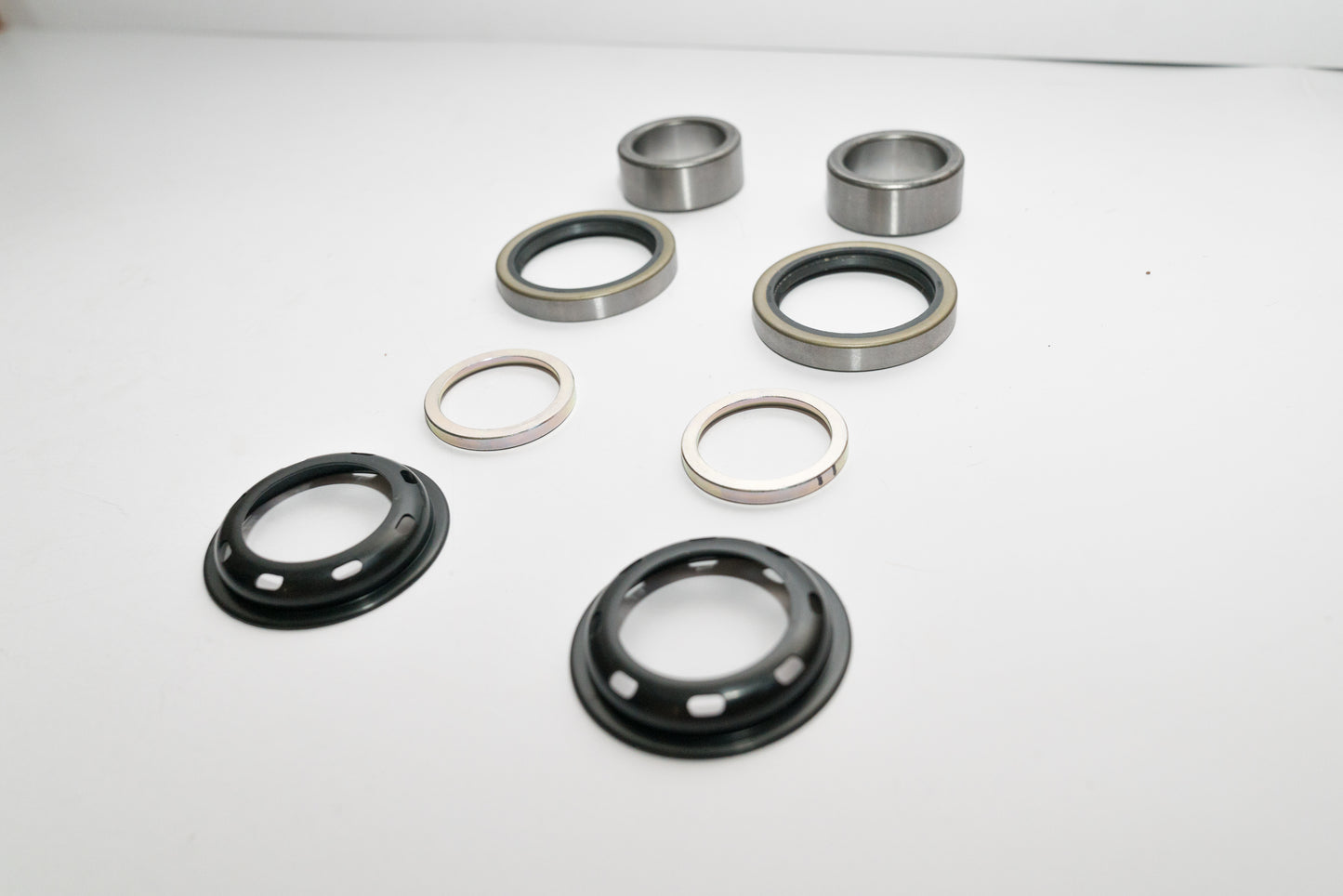 Samurai Rear Axle Seal and Spacer Kit